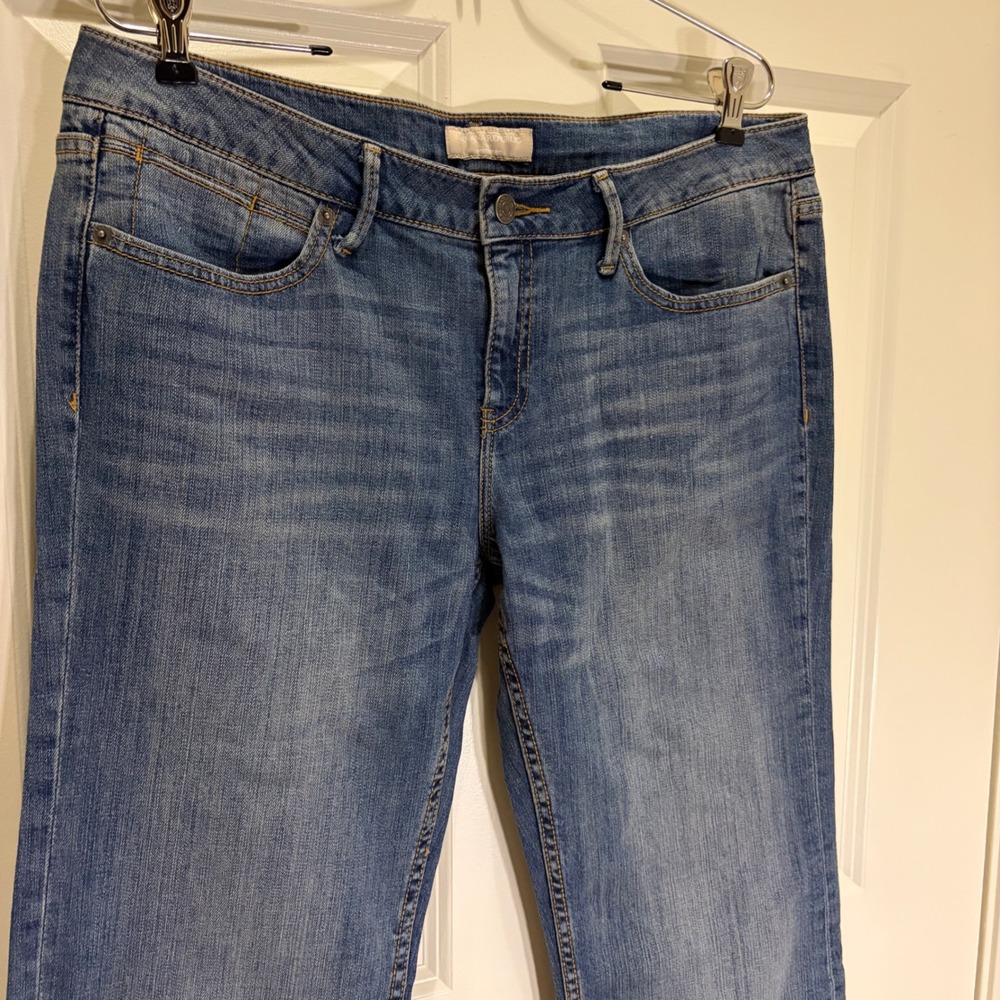 Banana Republic Womens Bootcut Jeans Medium Wash Blue Denim Size 31/12 Long - Picture 3 of 5